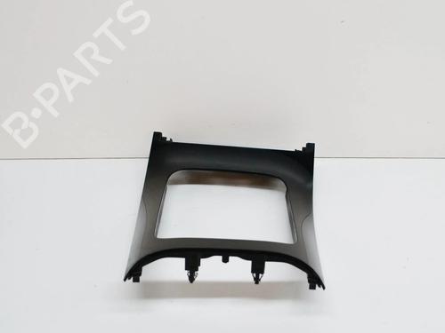 BP27757933O1 main image