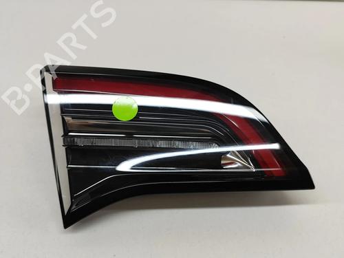 Heckleuchte links hinten für TESLA MODEL 3 (5YJ3) EV (283 hp) 27776214