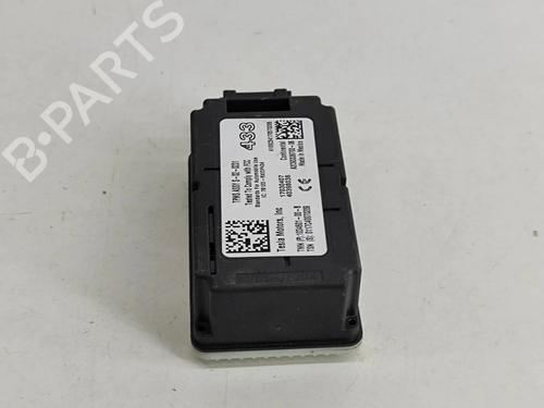 Electronic module TESLA MODEL X (5YJX) P100D AWD | BP19256013M83 - Image 4