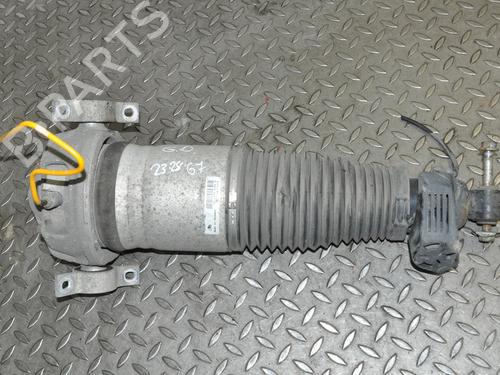 right-rear-shock-absorber-porsche-cayenne-9pa-turbo-s-48-porsche-7l5616020f-2002-2003-2004-2005-2006-2007-2008-2009-2010-9910811 main image