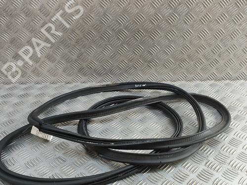 Used Rubber door seal AUDI Q4 E-TRON Sportback (F4N) 45 (286 hp) 28612277