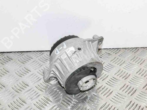 Engine mount MERCEDES-BENZ C-CLASS (W205) C 220 BlueTEC / d (205.003) | BP6734025M89