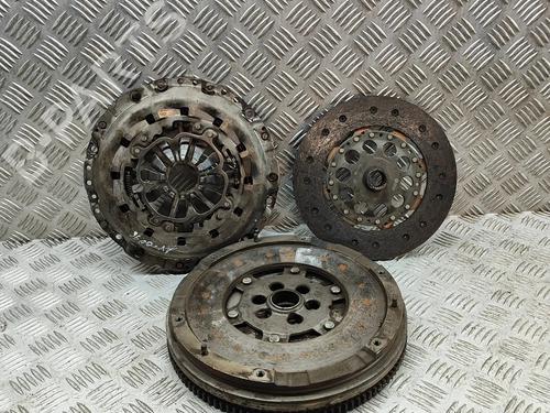 other-opel-vivaro-a-bus-x83-2001-2002-2003-2004-2005-2006-2007-2008-2009-2010-2011-2012-2013-2014-2015-27645277 main image