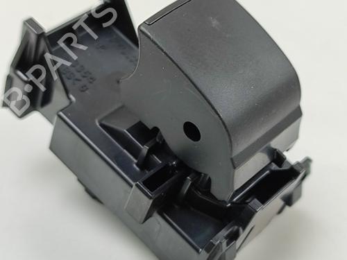 Used Left rear window switch TOYOTA YARIS (_P21_, _PA1_, _PH1_) 1.5 Hybrid (MXPH10, MXPH11) (116 hp) 28559846