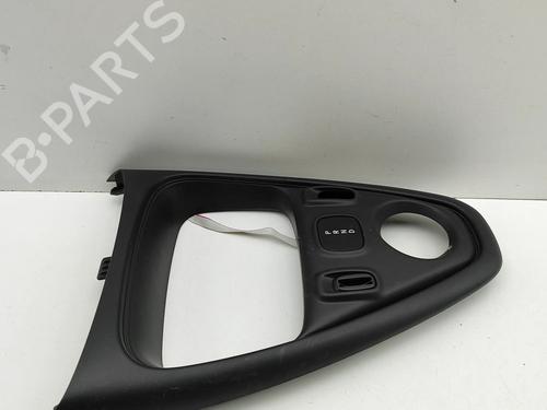 Outra SMART FORTWO Coupe (453) electric drive / EQ (453.391) (56 hp) 31687190