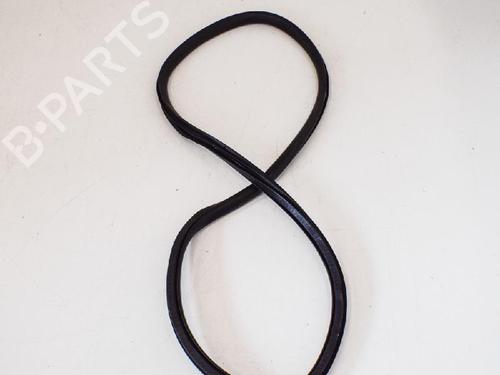 Used Rubber door seal VOLVO V40 Hatchback (525) D2 (114 hp) 14662344