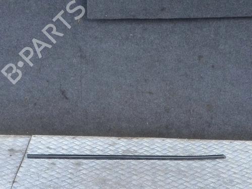 Used Door moulding trim Door moulding trim BMW 2 Active Tourer (F45) 220 d xDrive (190 hp) 14653326 14653326