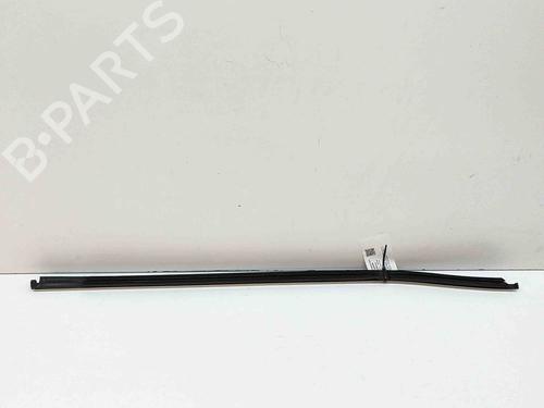 Door moulding trim MERCEDES-BENZ GLB (X247) GLB 200 Mild-Hybrid (247.687) | BP29373271C150 