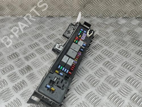 Used Fuse box Fuse box TESLA MODEL X (5YJX) P100D AWD (772 hp) 26281173 26281173