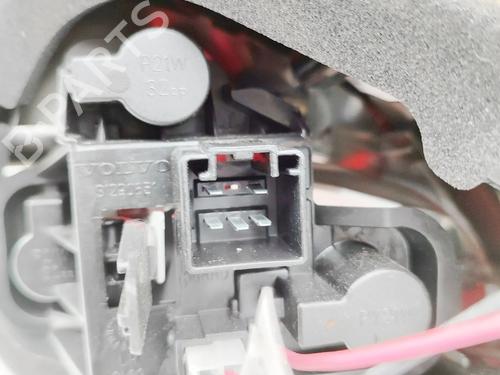 Feu arrière gauche VOLVO V40 Cross Country (526) D2 | BP30596339C34 