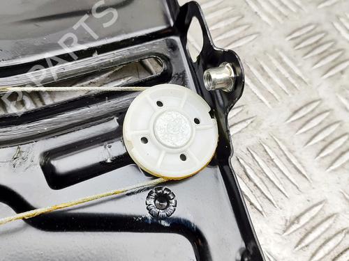 Rudehejsemekanisme venstre bagtil FERRARI CALIFORNIA 4.3 | BP32119271C24 