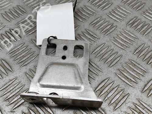 Used Front bumper bracket CITROËN C3 / C3 ORIGIN III (SX) 1.2 VTi 82 (82 hp) 17548718