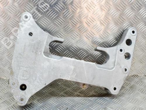 Support BMW 5 (G30, F90) 520 d | BP14635945C155 