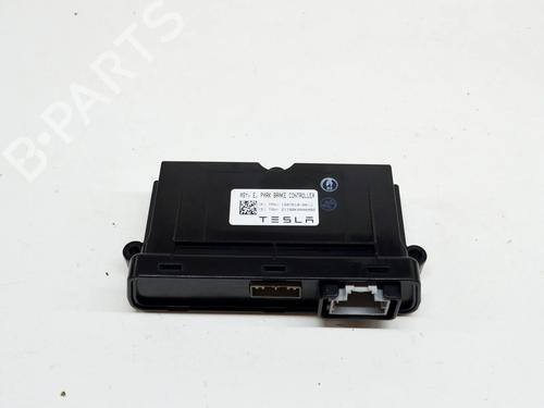 Used Electronic module TESLA MODEL X (5YJX) P100D AWD (772 hp) 7800111