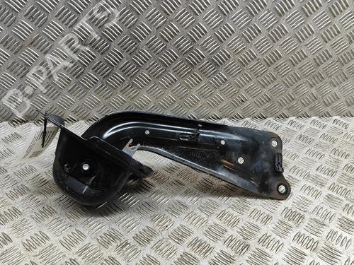 Venstre bagtil bærearm Venstre bagtil bærearm AUDI A3 Sportback (8VA, 8VF) 1.4 TFSI e-tron (150 hp) 26679441 26679441