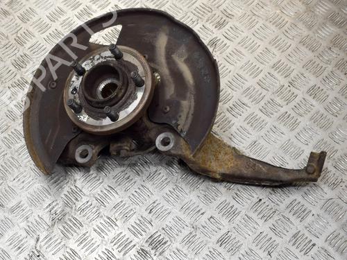 Used Left front steering knuckle LAND ROVER DISCOVERY III (L319) 2.7 TD 4x4 (190 hp) 14630661