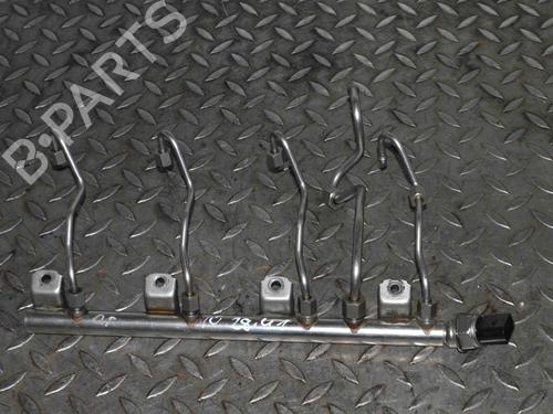 Rampa inyectora BMW X5 (E70) M (555 hp) 30218938