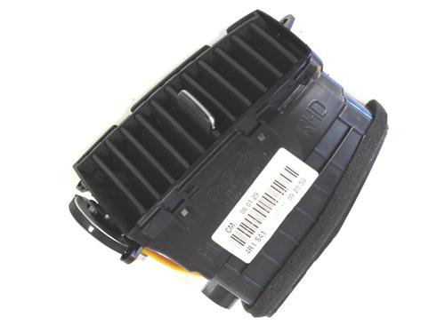 Used Air vent HYUNDAI SANTA FÉ II (CM) 2.2 CRDi 4x4 (155 hp) 30211884