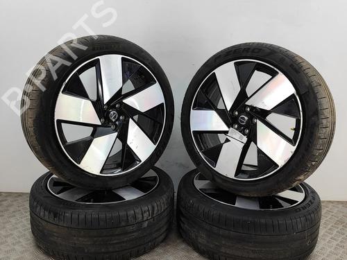 Used Rim VOLVO C40 (539) Recharge AWD (408 hp) 30544476