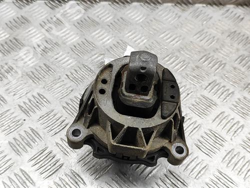 Used Engine mount BMW 3 Touring (F31) 335 d xDrive (313 hp) 25614820