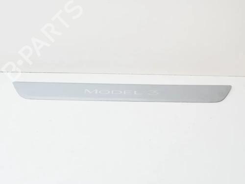 Trinbræt TESLA MODEL 3 (5YJ3) EV AWD (351 hp) 27751520
