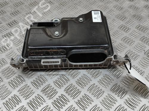 Module électronique TESLA MODEL 3 (5YJ3) EV AWD (351 hp) 28554492