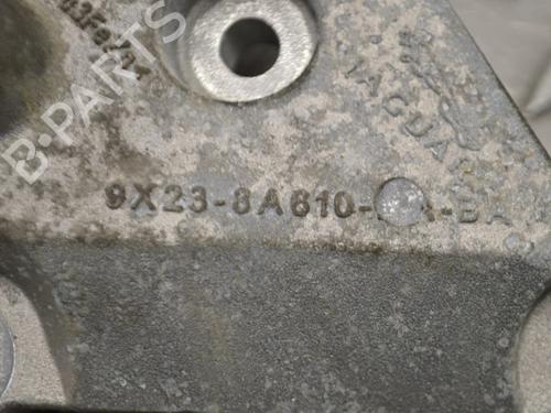 Support LAND ROVER RANGE ROVER VELAR (L560) 3.0 D300 SDV6 4x4 | BP30228001C155