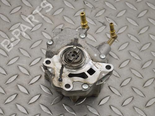 Used Vacuum pump Vacuum pump LAND ROVER RANGE ROVER SPORT II (L494) 3.0 SDV6 4x4 (306 hp) 33354289 33354289