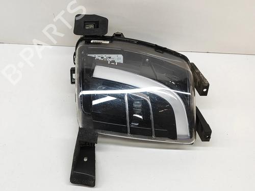 Used Left front fog light Left front fog light TESLA MODEL X (5YJX) P100D AWD (772 hp) 25218144 25218144
