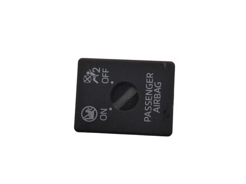 switch-mazda-3-bm-bn-2013-2014-2015-2016-2017-2018-2019-33355045 main image