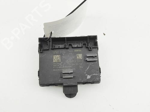 Used Electronic module Electronic module AUDI A3 Sportback (8YA, 8YF) 35 TFSI (150 hp) 39884327 39884327
