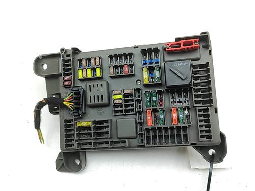 fuse-box-bmw-x5-e70-2006-2007-2008-2009-2010-2011-2012-2013-34218389 main image