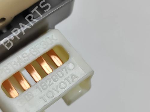 Switch LEXUS IS II (_E2_) 250 (GSE20) | BP24582022I30