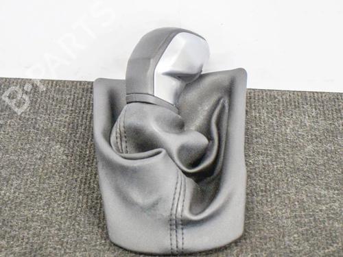 Gearknop PEUGEOT 208 I (CA_, CC_) 1.2 VTI 82 (82 hp) 6863752