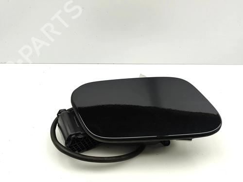 fuel-flap-volvo-xc40-536-2017-33385378 main image