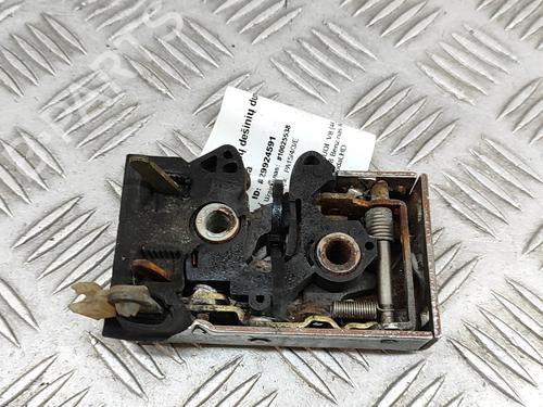 Used Front right lock AUDI V8 (441, 442, 4C2, 4C8) 4.2 quattro (280 hp) 25219545