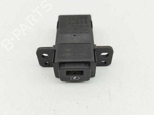 Module électronique Module électronique NISSAN JUKE (F16_) DIG-T 117 (117 hp) 35957698 35957698
