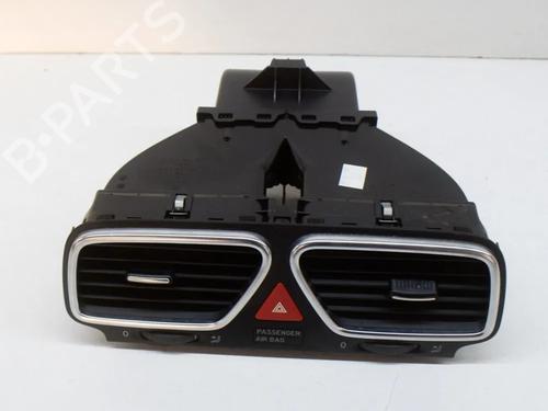 Used Air vent Air vent VW SCIROCCO III (137, 138) 1.4 TSI (160 hp) 14618774 14618774