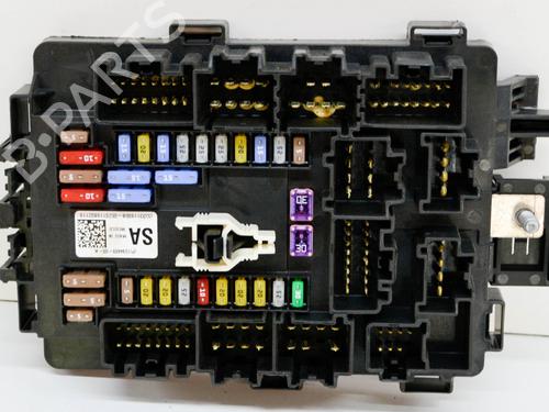 Fuse box TESLA MODEL S (5YJS) 90D AWD | BP10073171E1 