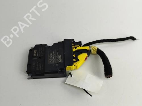 Used ECU airbags ECU airbags PORSCHE CAYENNE (9YA) 3.0 E-Hybrid AWD (9YAAE1) (462 hp) 33825263 33825263