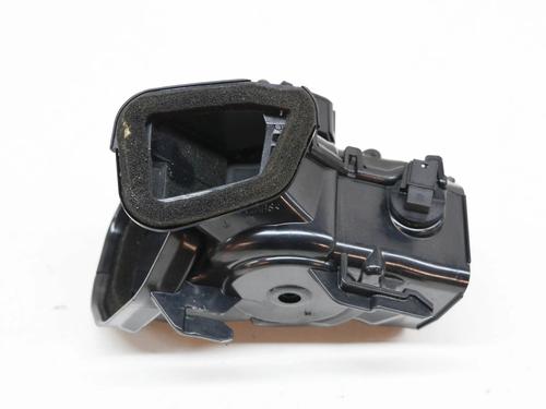 Luftventilen Luftventilen MERCEDES-BENZ C-CLASS (W205) C 200 BlueTEC / d (205.037) (136 hp) 14630641 14630641