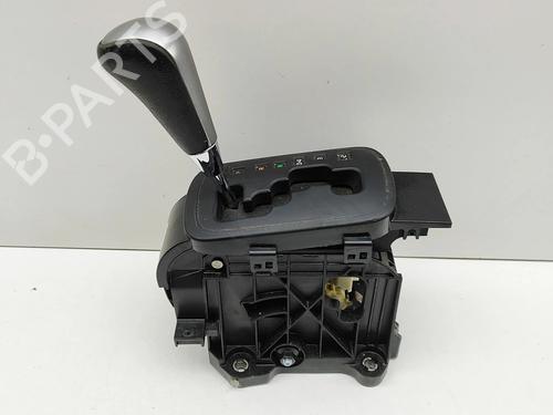 Used Gear lever TOYOTA HILUX VII Pickup (_N1_, _N2_, _N3_) 3.0 D-4D 4WD (KUN26) (171 hp) 32213506