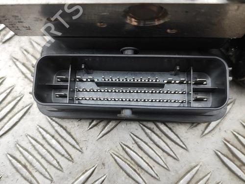 ABS pump JAGUAR XE (X760) 2.0 D | BP33394706M43 - Image 8