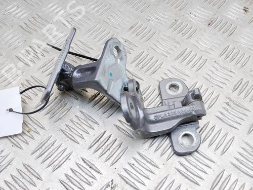 Used Hinge/Door check strap Hinge/Door check strap LAND ROVER RANGE ROVER VELAR (L560) 2.0 D180 TD4 4x4 (180 hp) 39409308 39409308