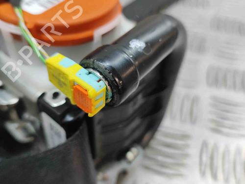 Front right seatbelt MERCEDES-BENZ A-CLASS (W177) AMG A 35 4-matic (177.051) | BP27781656I25 