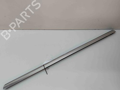 Used Door moulding trim MERCEDES-BENZ CLA Coupe (C117) CLA 180 (117.342) (122 hp) 25217249