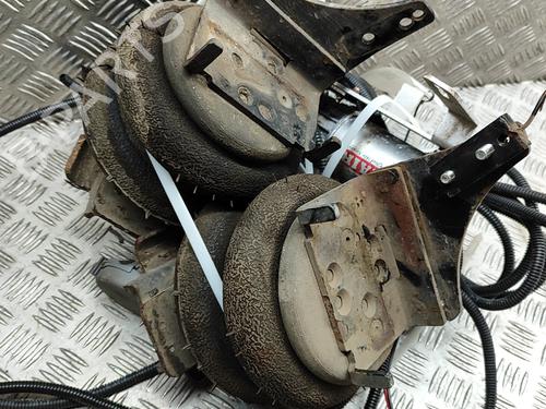Suspension compressor TOYOTA HILUX VIII Pickup (_N1_) 2.4 D 4WD (GUN125_, GUN125R) | BP24141303M103 