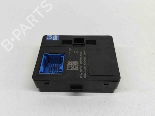 Used Climate control PEUGEOT 2008 II (UD_, US_, UY_, UJ_, UR_, UC_) 1.2 PureTech 130 (USHNS, URHNS) (130 hp) 28553195