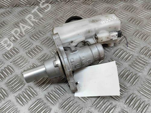 Brake fluid reservoir NISSAN NAVARA NP300 Pickup (D23, D23T) 2.3 dCi 4x4 (D231) | BP26017445M118