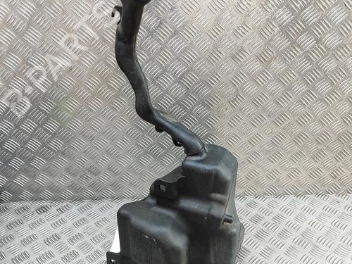 Sprinklertank INFINITI Q30 1.6 (156 hp) 28564082